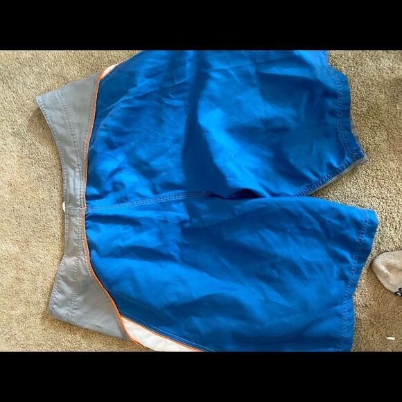 Hurley Swimming Trunks - Picture 3 of 4